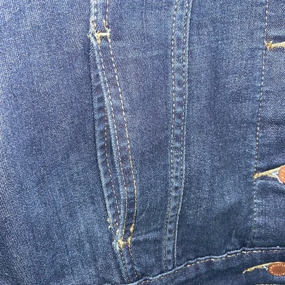 NWT Women’s Small Signature By Levi Strauss & Co. Jean Jacket - Picture 6 of 9